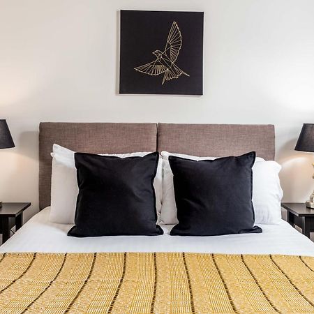 Walker Suite No53 - Donnini Apartments Kilmarnock Zewnętrze zdjęcie