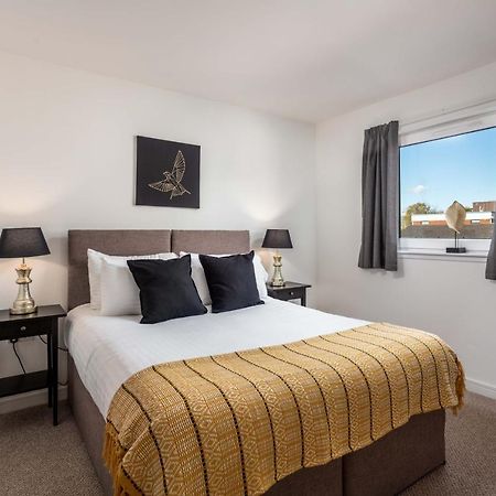Walker Suite No53 - Donnini Apartments Kilmarnock Zewnętrze zdjęcie
