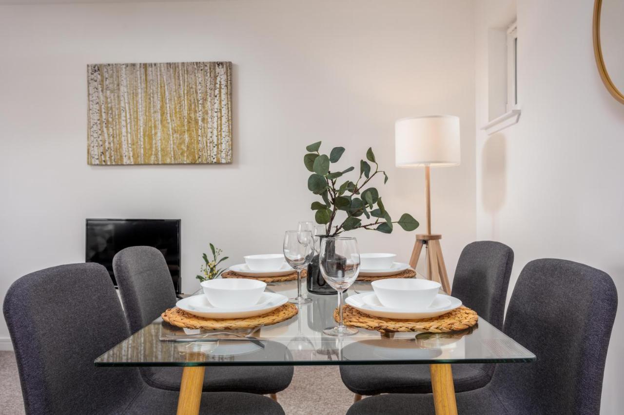 Walker Suite No53 - Donnini Apartments Kilmarnock Zewnętrze zdjęcie