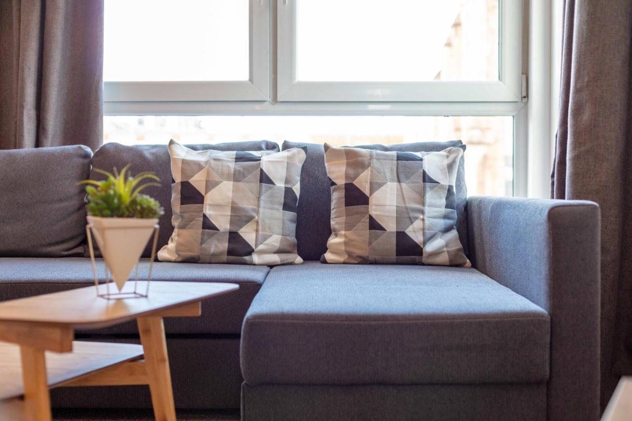 Walker Suite No53 - Donnini Apartments Kilmarnock Zewnętrze zdjęcie
